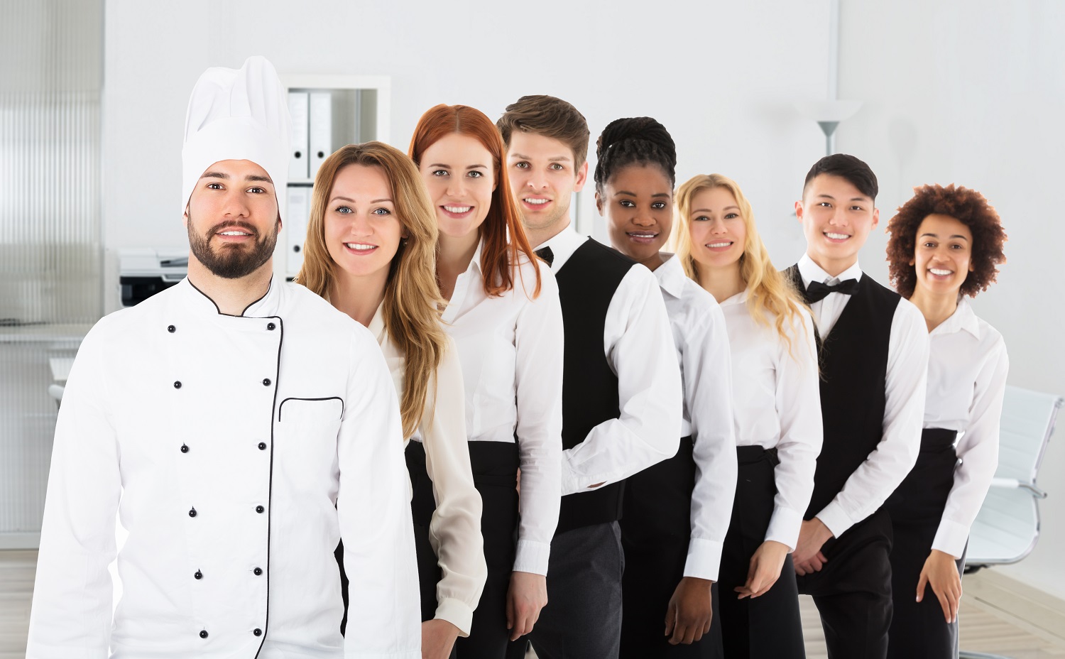 HOTEL MERCURE TIRRENIA GREEN PARK (Calambrone - PISA) ricerca personale di sala  cucina / ristorante e bar, per la stagione estiva 2021