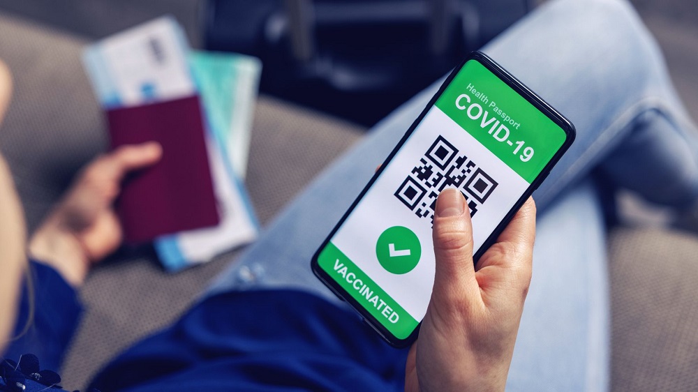 COVID-19: certificati verdi digitali per la circolazione sicura nell'UE