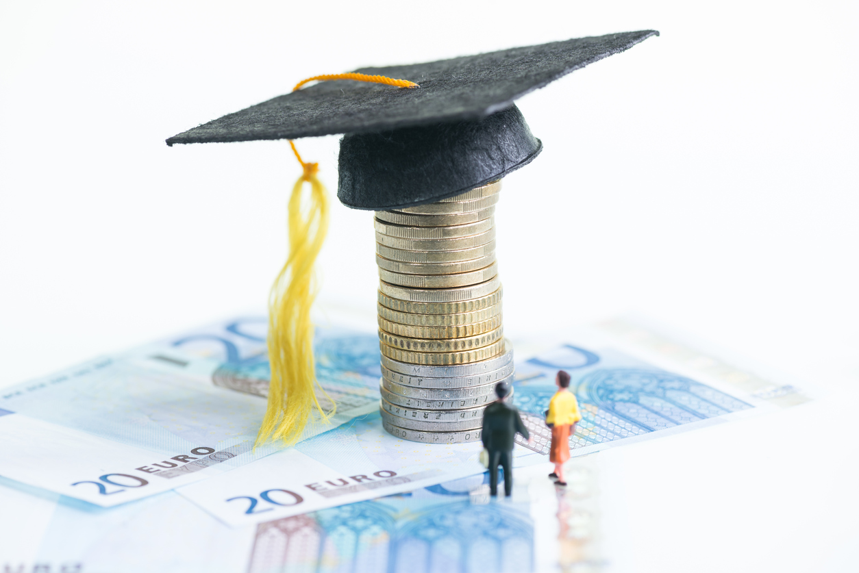 Borsa di studio "Ivo Taddei": 3.000 euro per studenti in ambito economico - scad. 31/12/2021