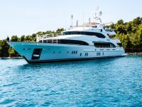 LINE 2 – Luxury International Expert
